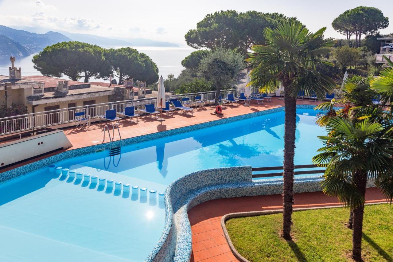 Casa Linda Vista Da Sogno, Piscina E Tennis Rapallo Exterior foto